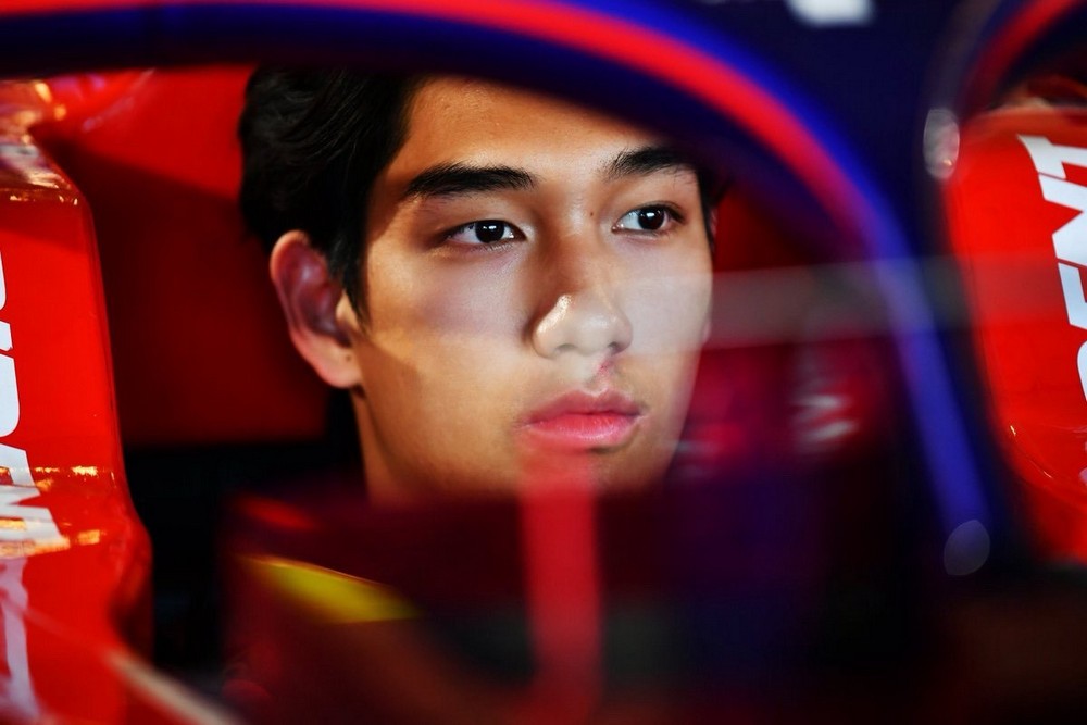 “เติ้น ทัศนพล” เดินหน้าสั่งสมประสบการณ์ล้ำค่าร่วมแจมสนามสุดท้าย F2 -2025 ก่อนลงเดบิวต์อย่างเป็นทางการในฤดูกาลหน้า