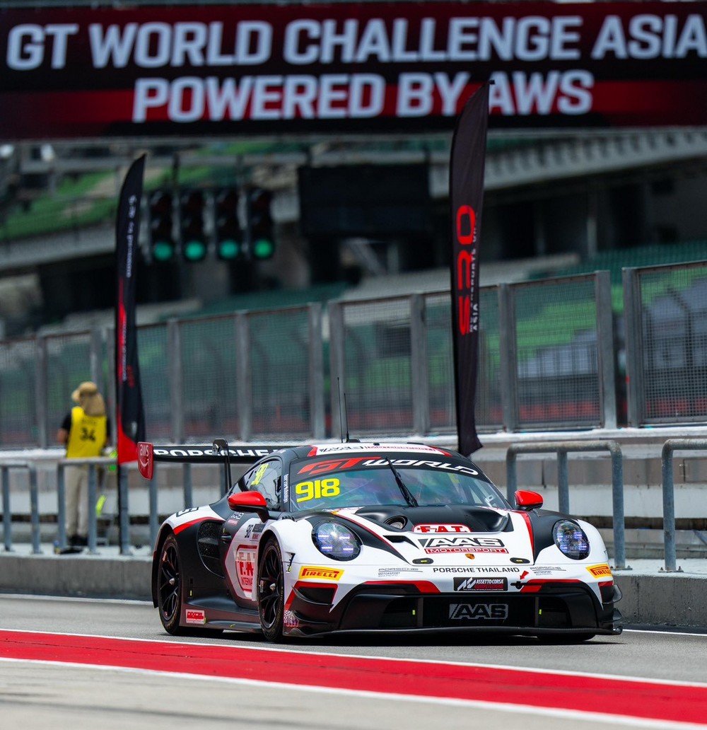ศึกซูเปอร์คาร์ GT World Challenge Asia สนามเซปังระอุ! “วุฒิกร & บูส” สู้สุดใจ เก็บแต้มเปิดซีซั่น 2026