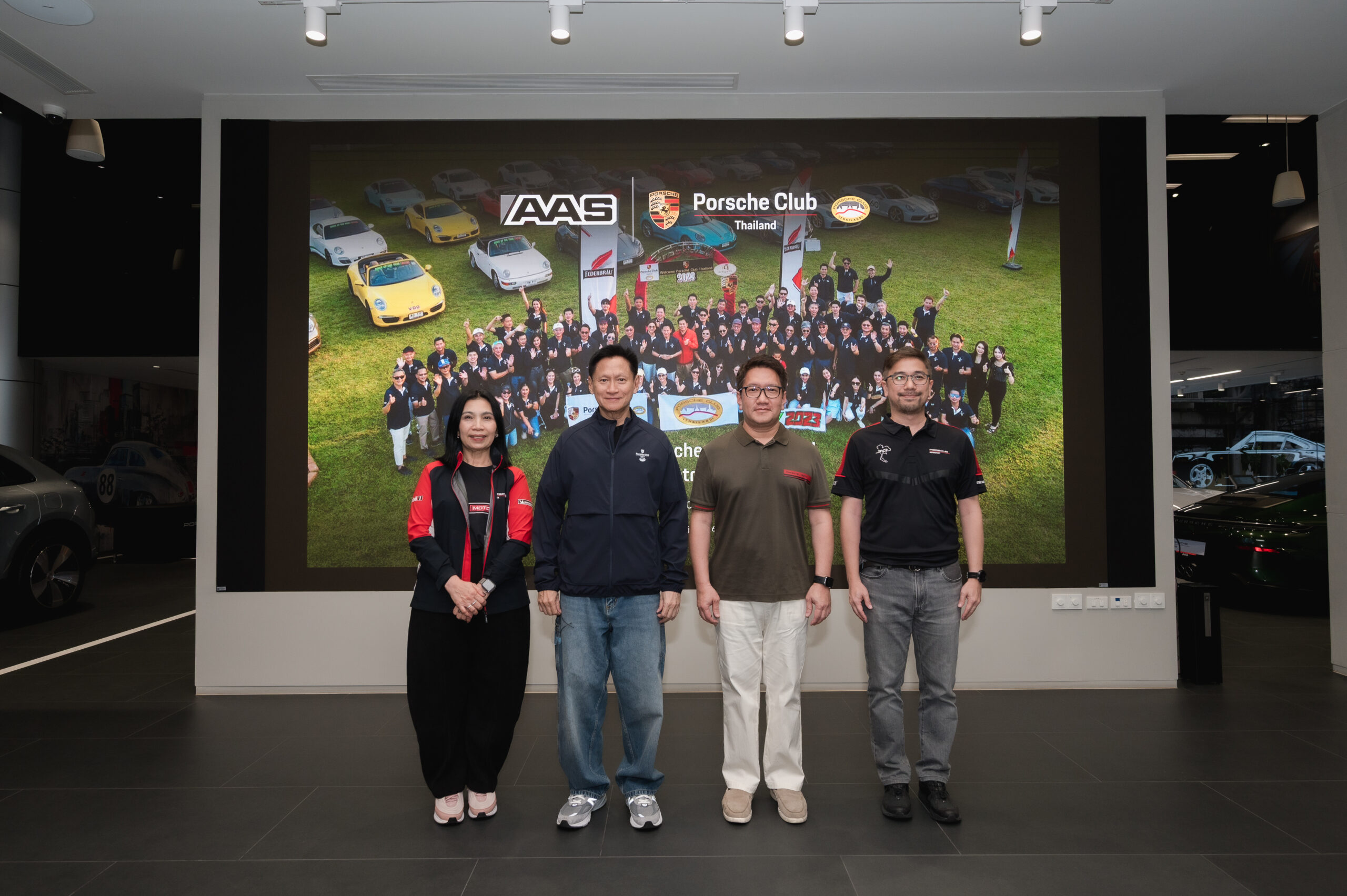 Porsche Centre Pattanakarn เชื่อมโยง Porsche Community ผ่าน The Big Screen Speed: AAS Motorsport Live Experience